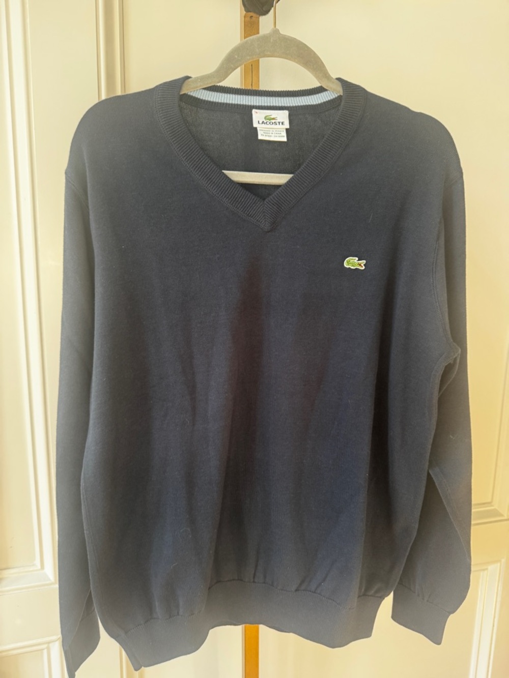 Lacoste Men's V-Neck Sweater in Navy blue Green Crocodile Logo sz 5 large preppy